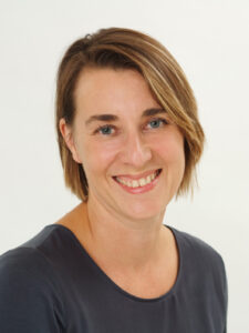 Lisa Barnard